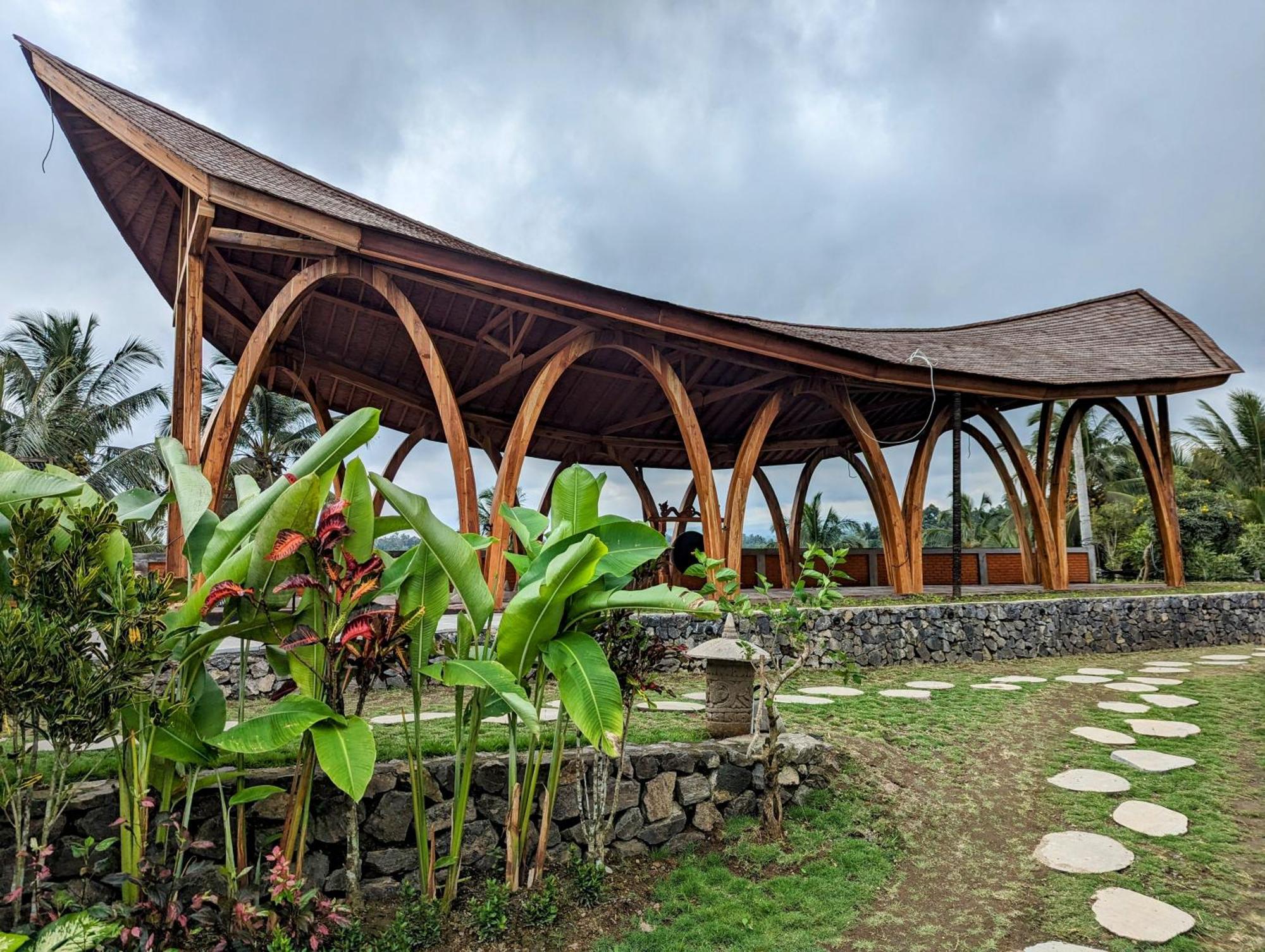 Puri Dajuma Terrace Eco Lodge & Spa Selemadeg  エクステリア 写真