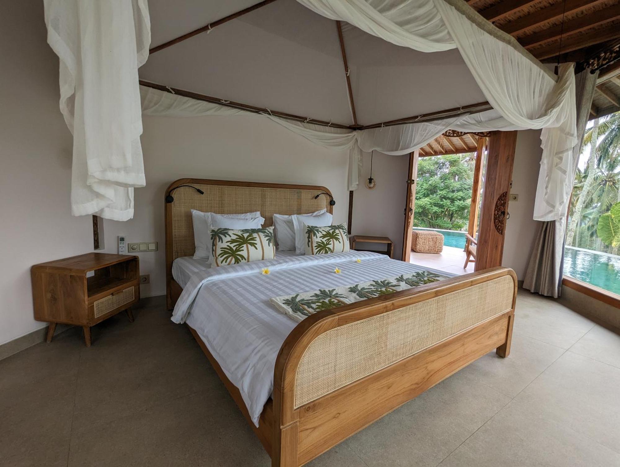 Puri Dajuma Terrace Eco Lodge & Spa Selemadeg  エクステリア 写真
